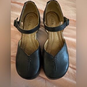 Black Leather MaryJane Clog Jafas. 
Size 36/6.5